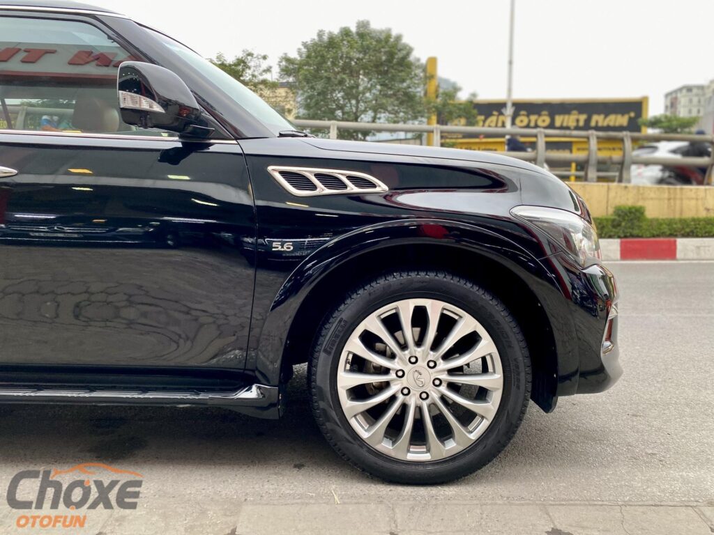 Infiniti QX80 model 2016