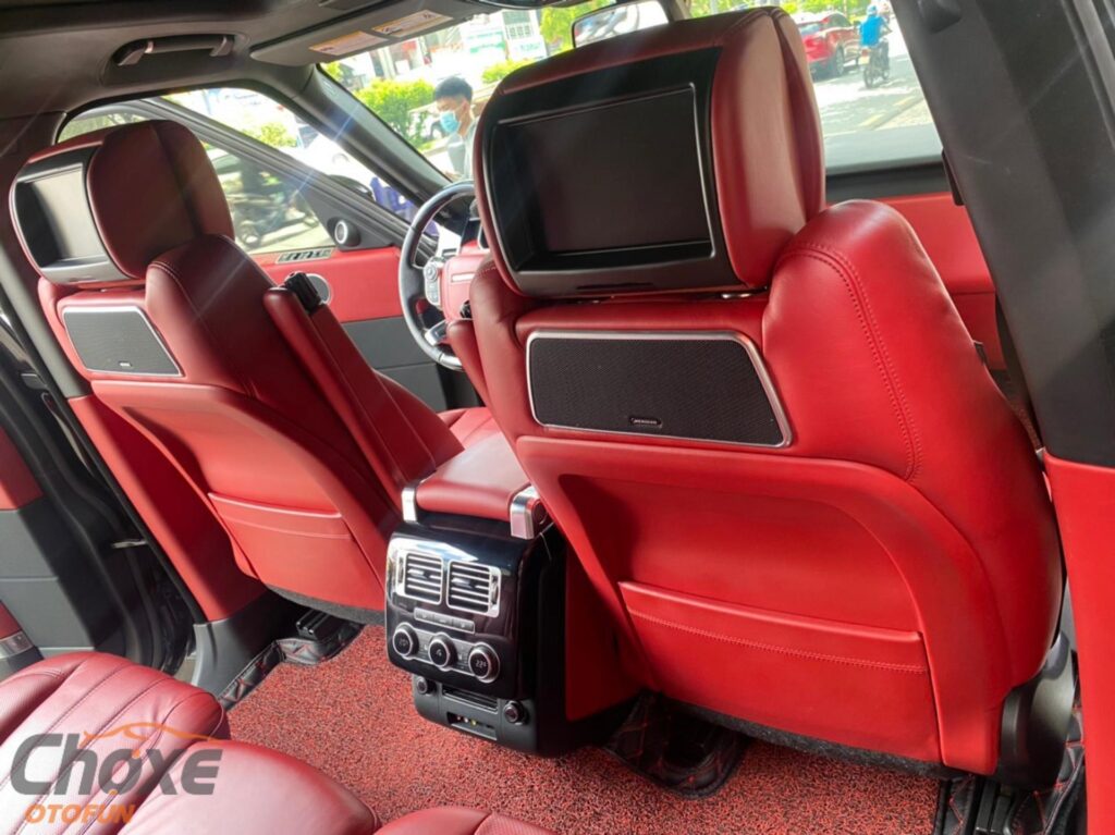 Range Rover Autobiography model 2015