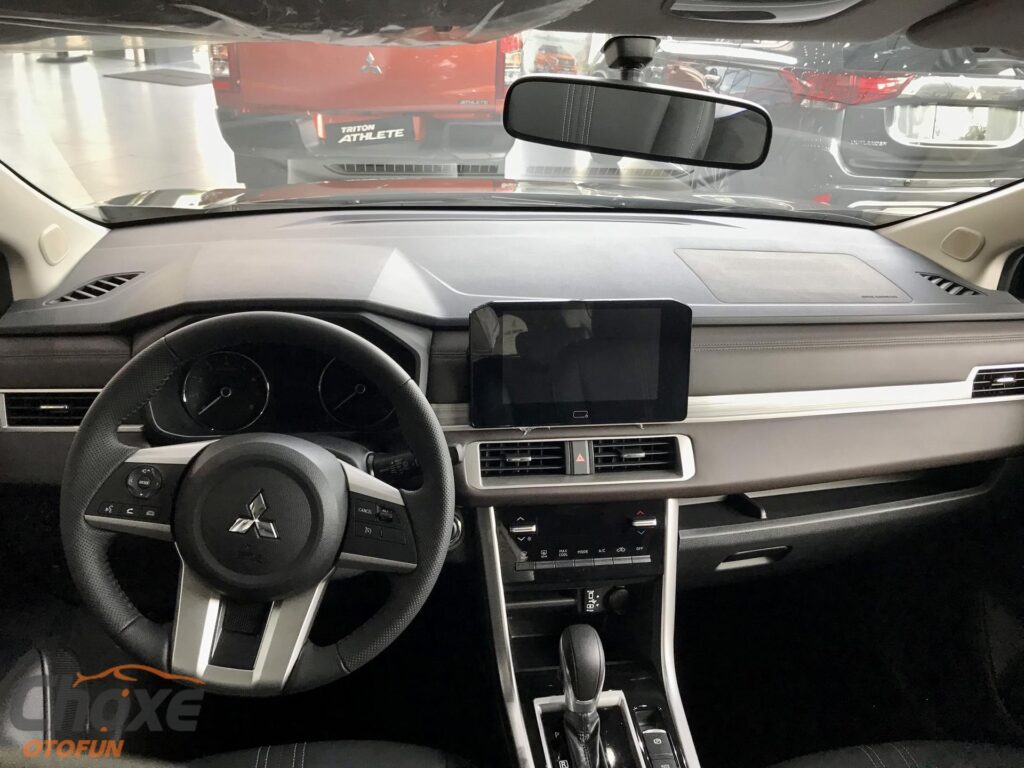 Xpander Premium Vin 22 KM TRƯỚC BẠ 100%