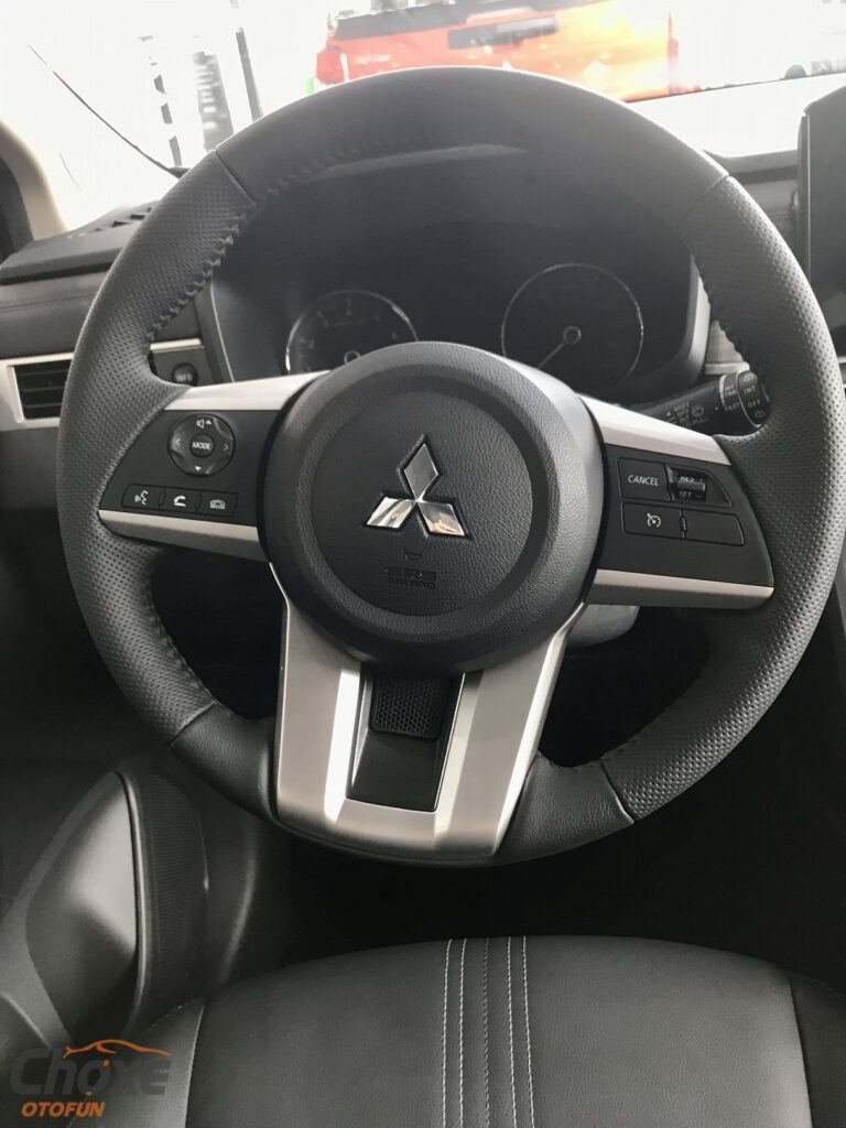 Xpander Premium Vin 22 KM TRƯỚC BẠ 100%